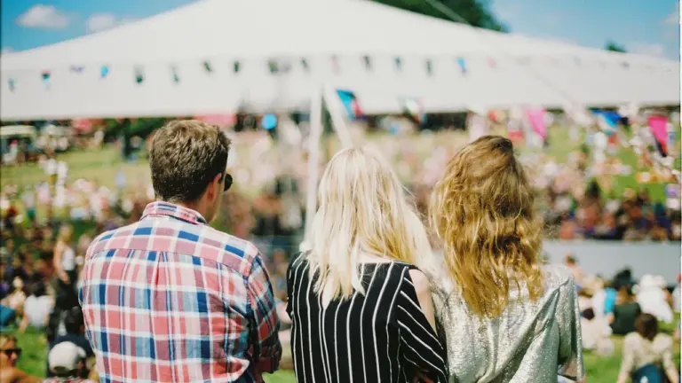 Carnival Youth Līgatnē 29. augustā: biļete 15 eiro: praktiskā informācija