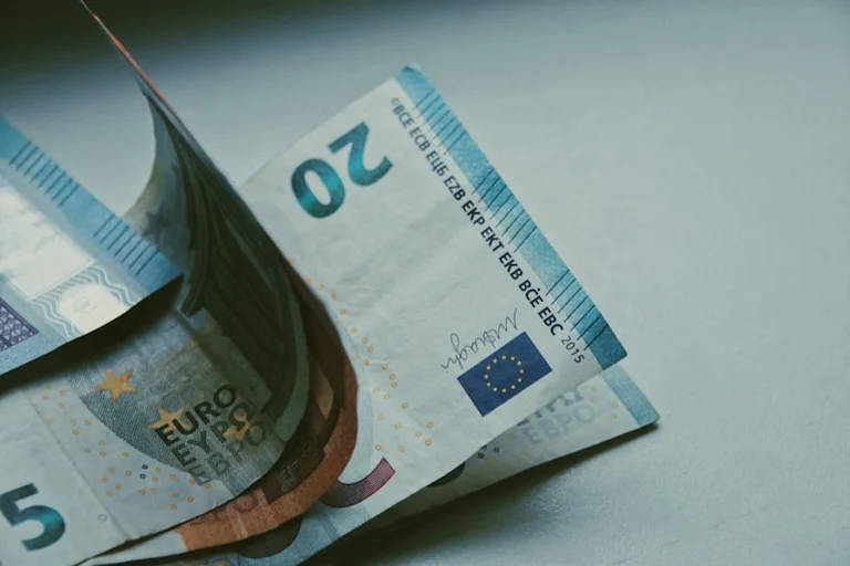 ECB 10. septembra lēmums: vai likmes kritīs un ko jutīs Latvija