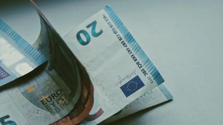 ECB likmes samazinājums 10. septembrī: ietekme Latvijā