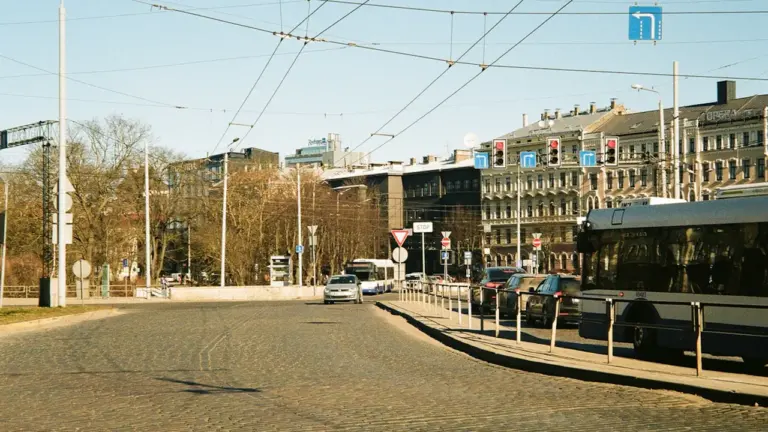 Rīgas transports no 1. septembra: kā pārbaudīt savu reisu