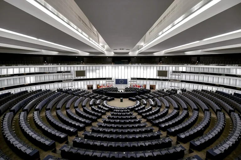 Vai Saeima paspēs pieņemt budžeta grozījumus līdz 1. oktobrim?